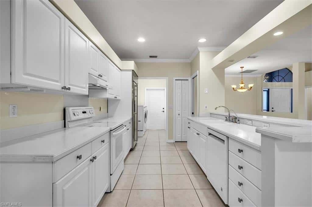 4407 Pomarine Ct, Naples, photo 11