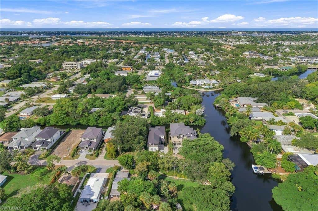 3308 Canal St, Naples, photo 43