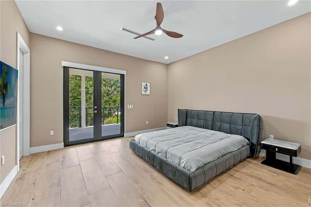 3308 Canal St, Naples, photo 22