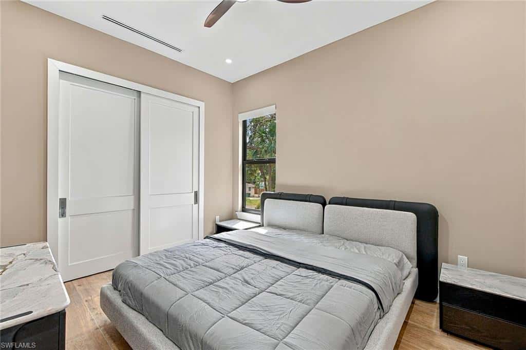 3308 Canal St, Naples, photo 32