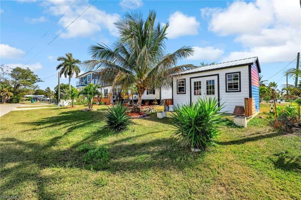 610 Sunset Dr, Goodland, photo 20
