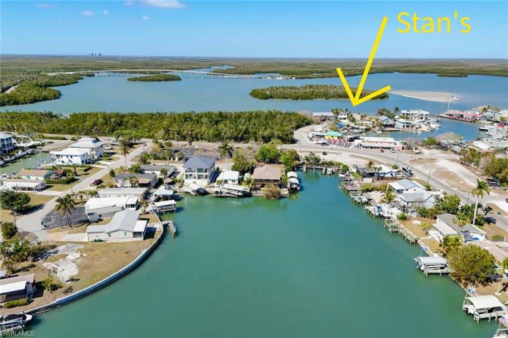 610 Sunset Dr, Goodland, photo 18