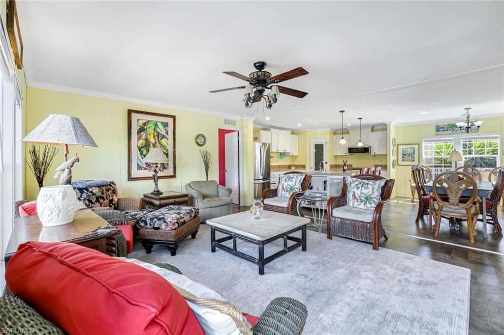 610 Sunset Dr, Goodland, photo 15