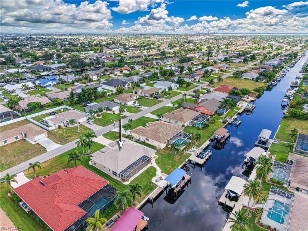 1114 21st Ter, Cape Coral, photo 4