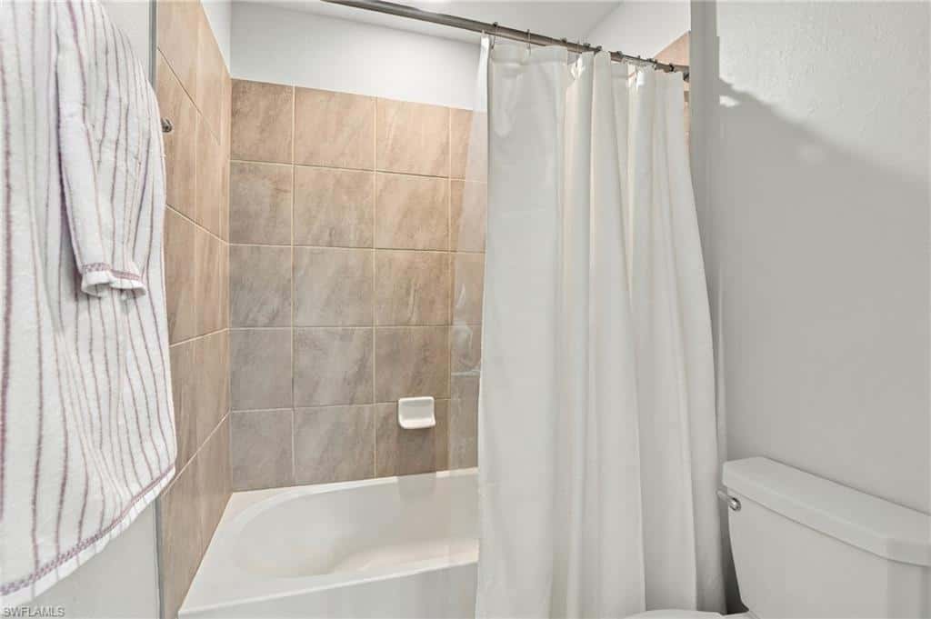 2114 Hamlin St, Naples, photo 34
