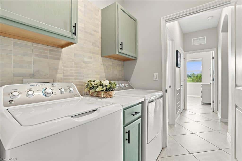 2114 Hamlin St, Naples, photo 37