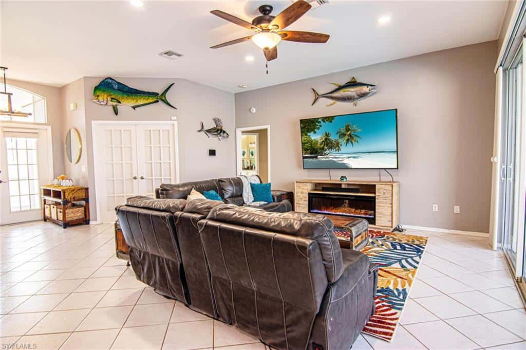 2031 Cornwallis Pkwy, Cape Coral, photo 25