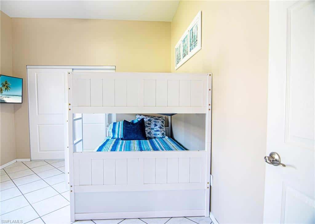 2031 Cornwallis Pkwy, Cape Coral, photo 11