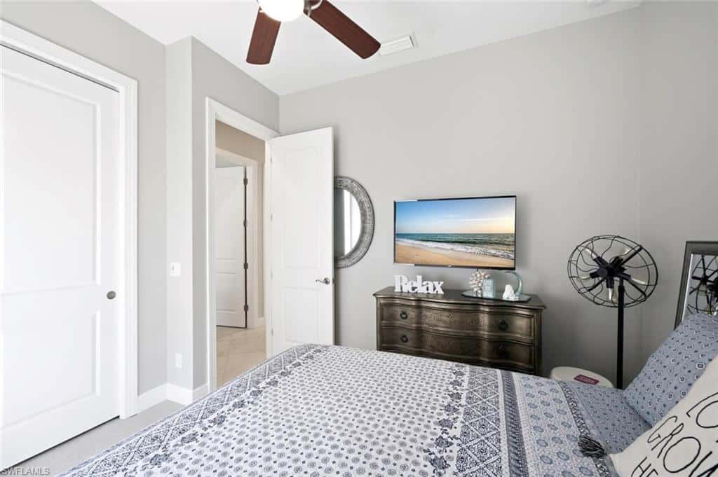 4403 Raffia Palm Cir, Naples, photo 31