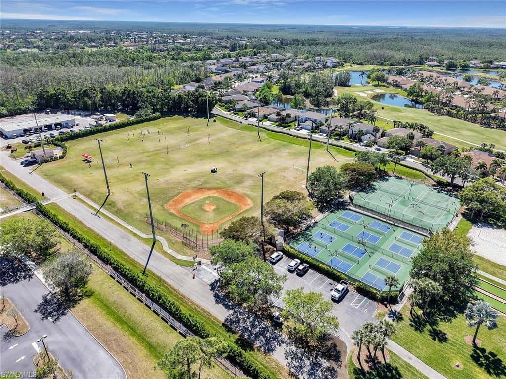21229 Waymouth Run, Estero, photo 7