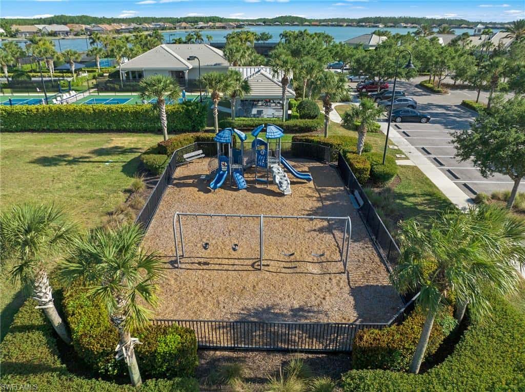 14020 Fenwood Ct, Estero, photo 41