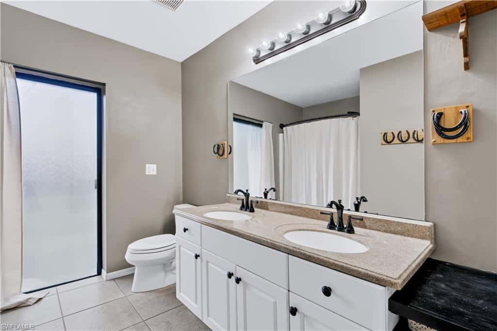 5710 Autumn Oaks Ln, Naples, photo 25