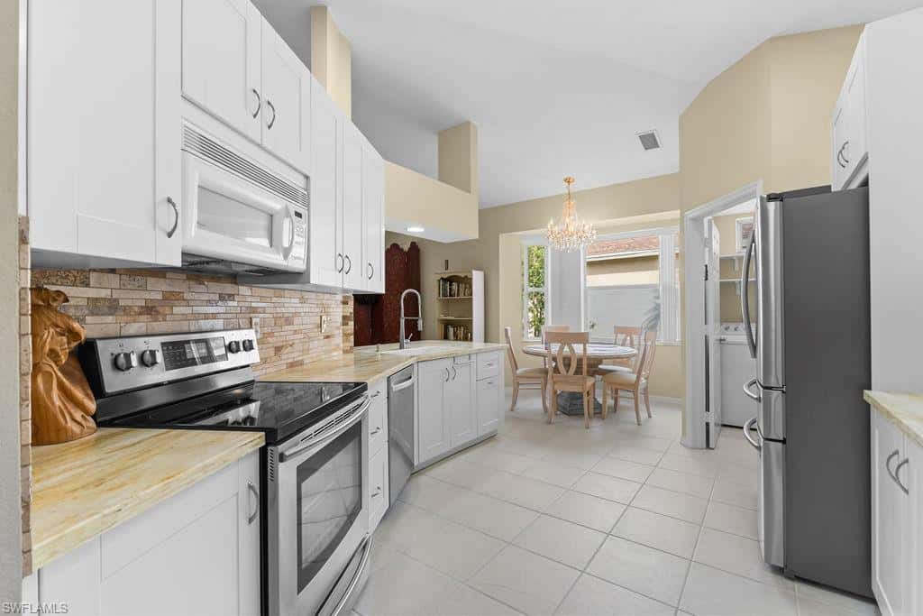 689 Crossfield Cir, Naples, photo 6