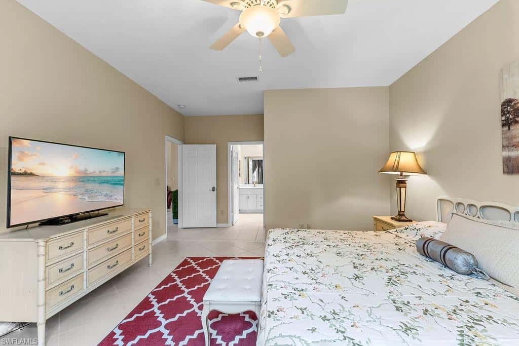 689 Crossfield Cir, Naples, photo 34