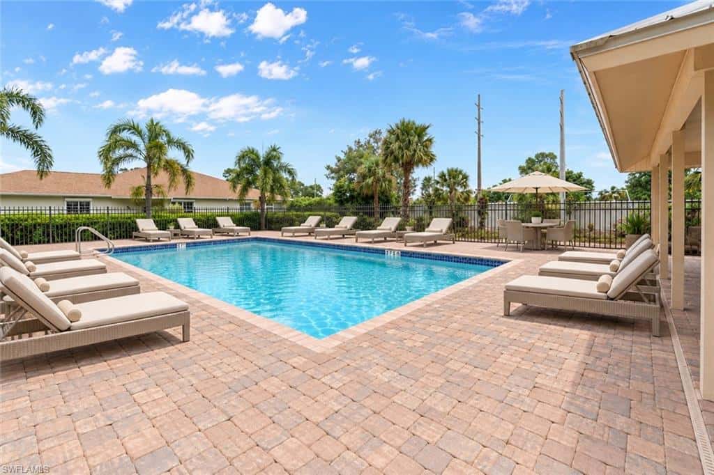 689 Crossfield Cir, Naples, photo 49