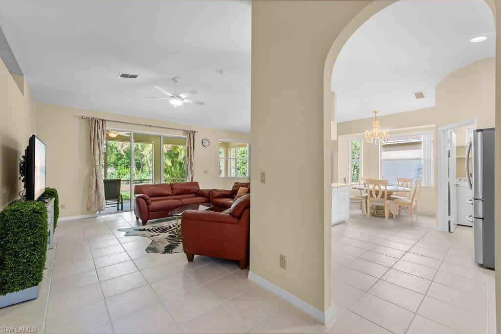 689 Crossfield Cir, Naples, photo 19