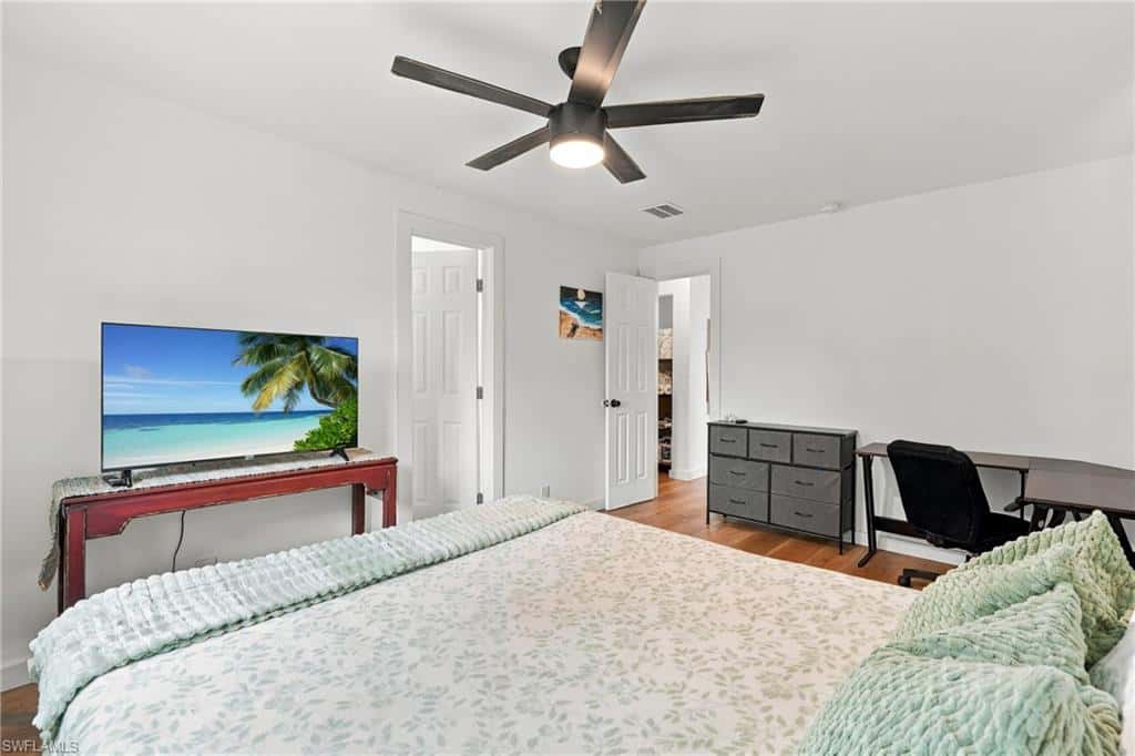 11821 Isle Of Palms Dr, Fort Myers Beach, photo 14
