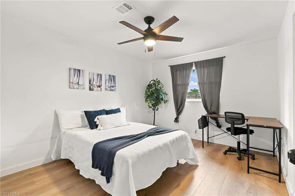 11821 Isle Of Palms Dr, Fort Myers Beach, photo 11