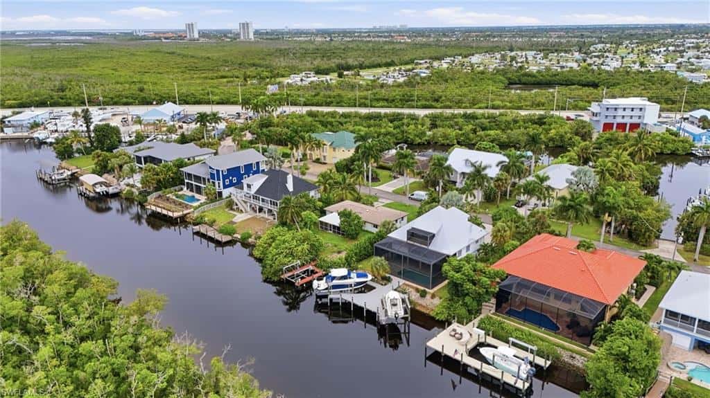11821 Isle Of Palms Dr, Fort Myers Beach, photo 29