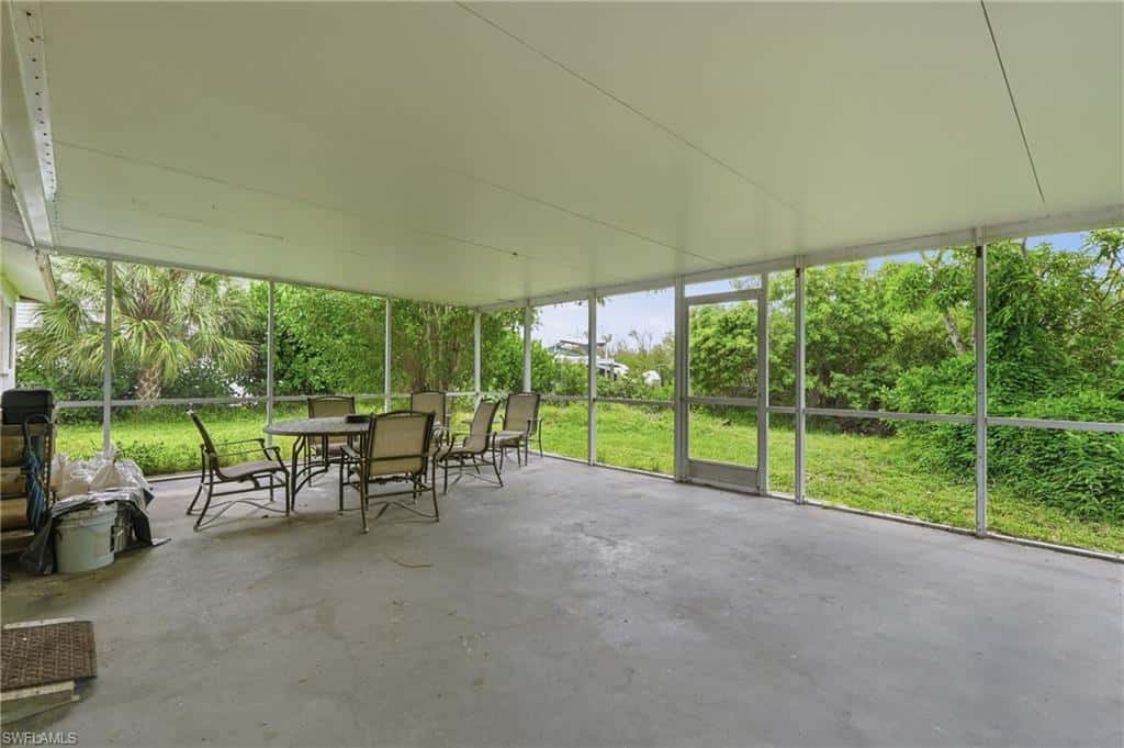 11821 Isle Of Palms Dr, Fort Myers Beach, photo 25