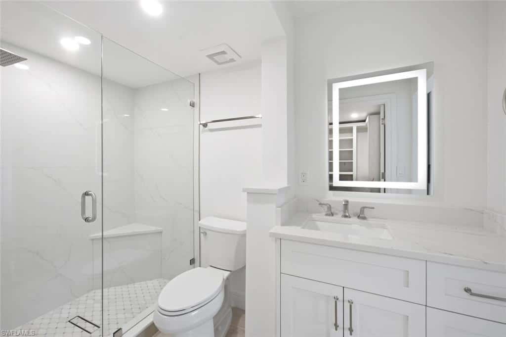 6985 Dennis Cir #204, Naples, photo 16
