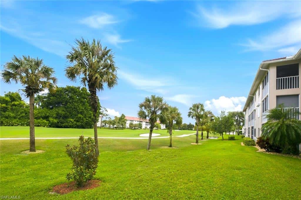 6985 Dennis Cir #204, Naples, photo 28