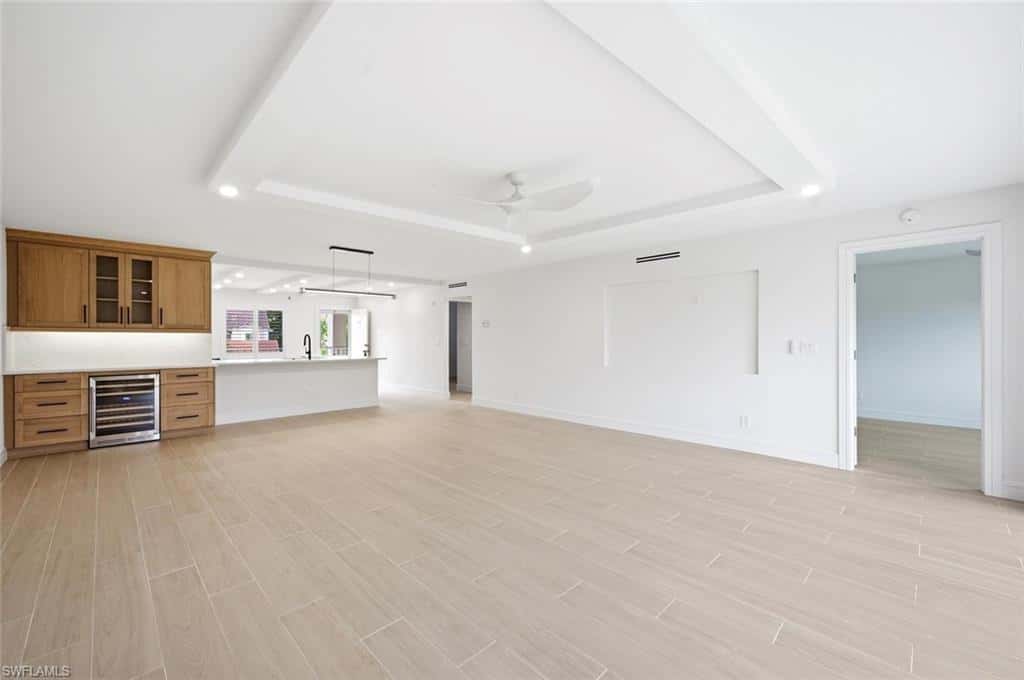 6985 Dennis Cir #204, Naples, photo 10