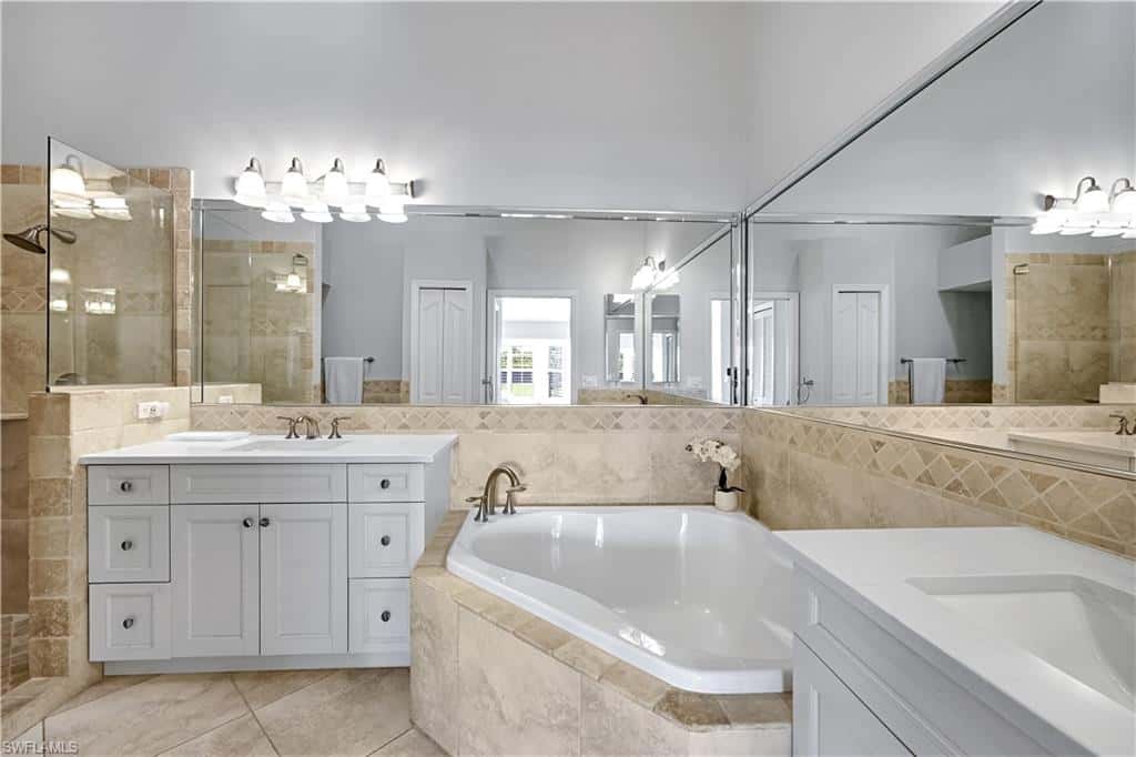 3560 Windjammer Cir #1104, Naples, photo 17