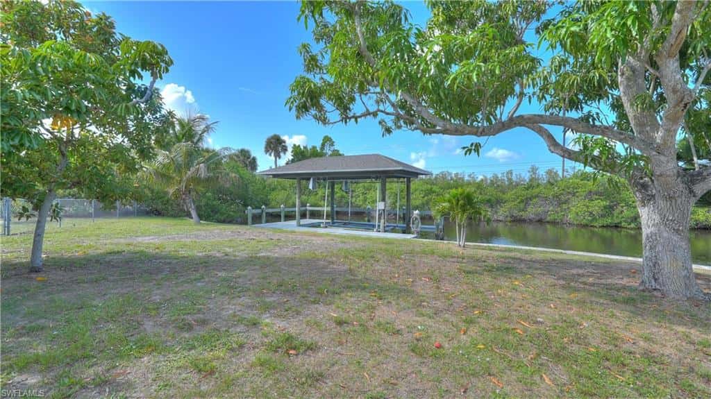 12055 Matlacha Blvd, Matlacha Isles, photo 5