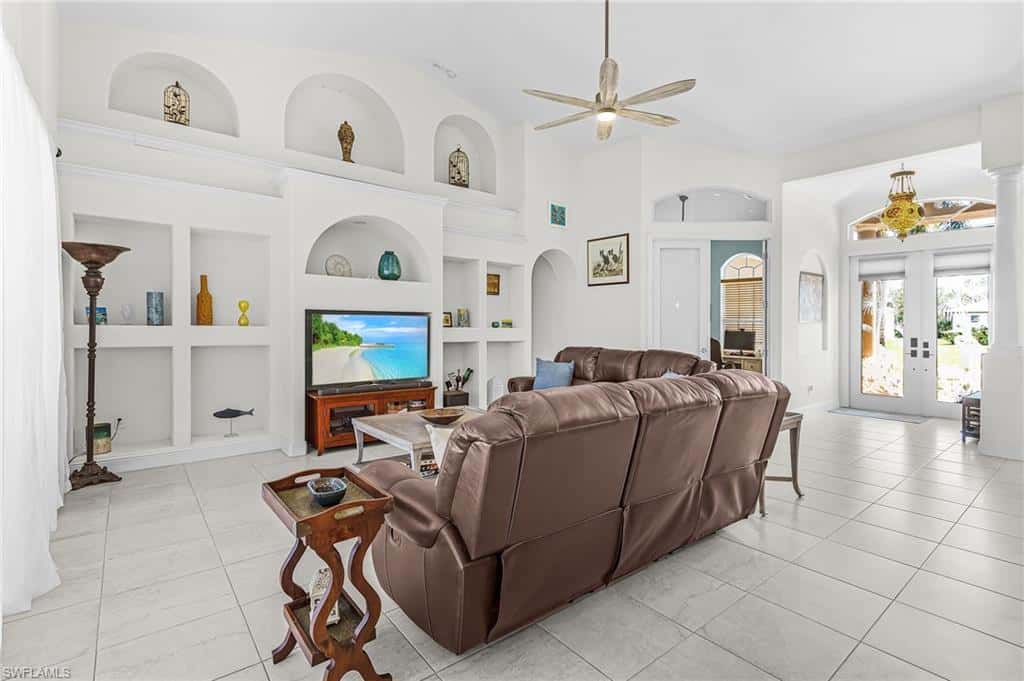 4119 24th Ter, Cape Coral, photo 6