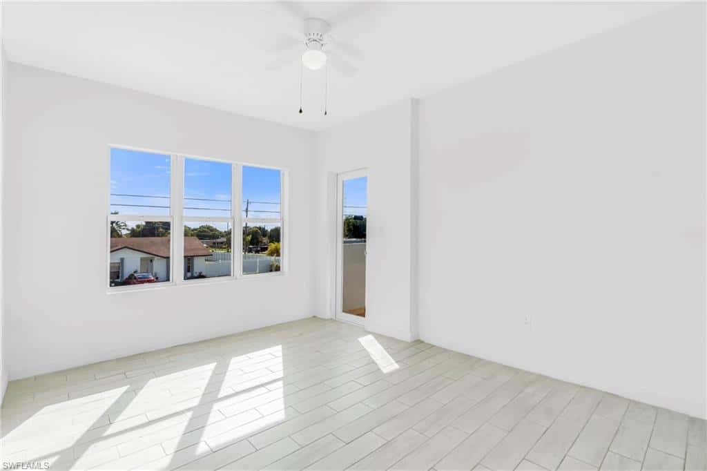 17970 105 Ave, Miami, photo 23