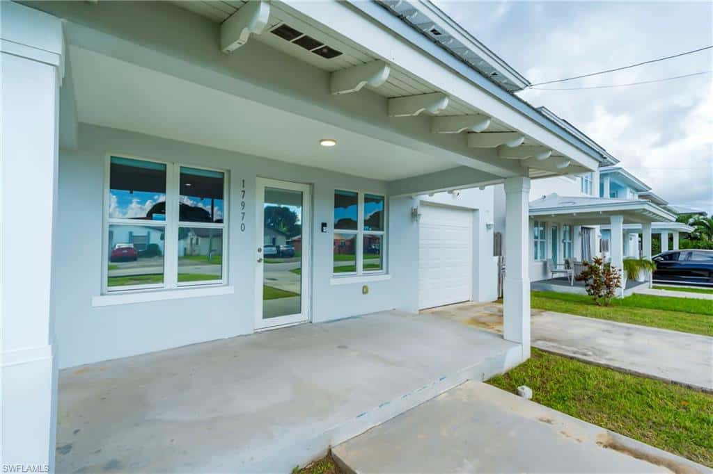 17970 105 Ave, Miami, photo 46