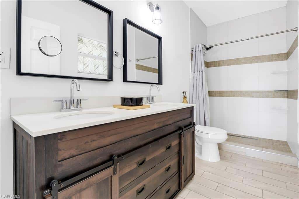 17970 105 Ave, Miami, photo 26