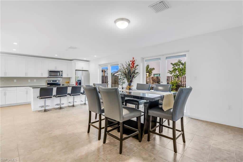 17970 105 Ave, Miami, photo 20