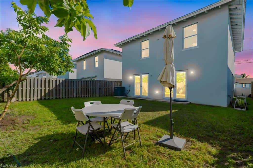 17970 105 Ave, Miami, photo 41