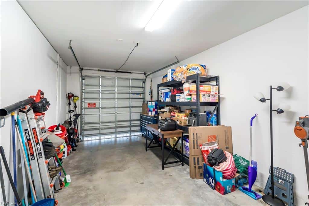17970 105 Ave, Miami, photo 40
