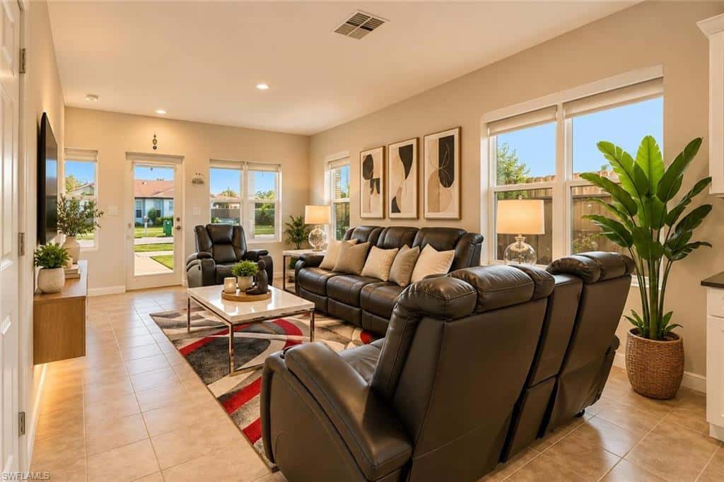 17970 105 Ave, Miami, photo 8