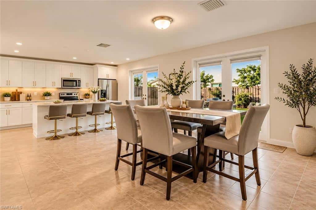 17970 105 Ave, Miami, photo 21