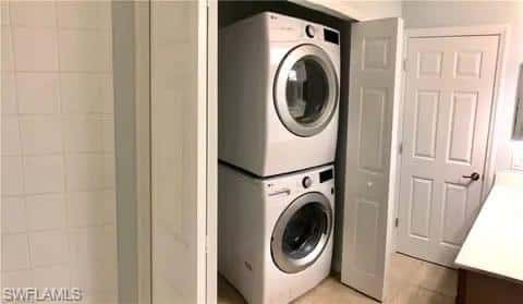 9101 Gervais Cir #1704, Naples, photo 14