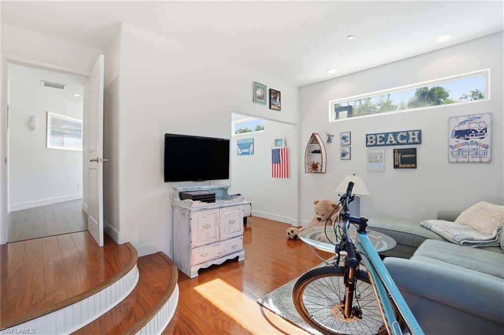 5561 Blyth Ct, Bokeelia, photo 27