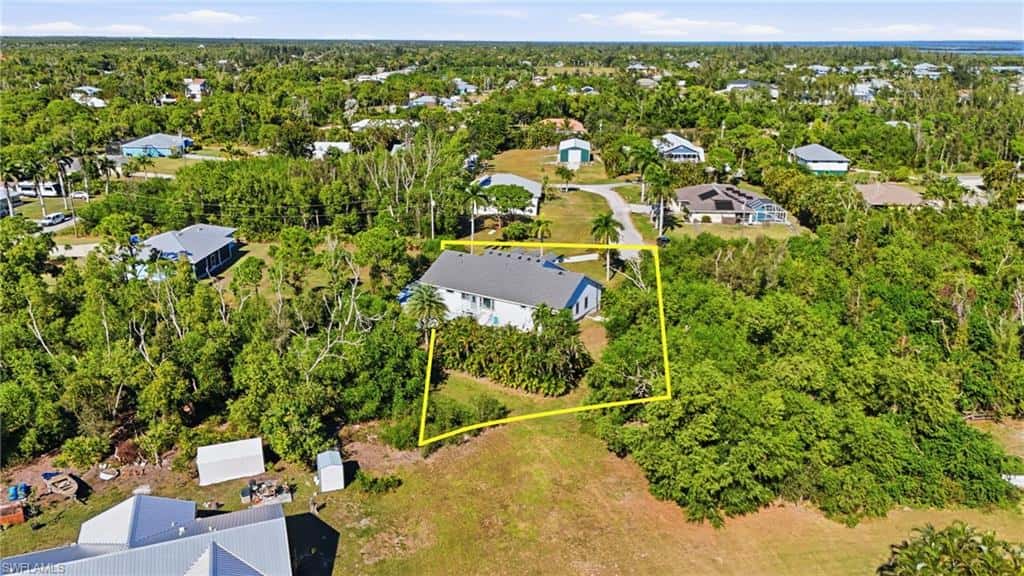 5561 Blyth Ct, Bokeelia, photo 47