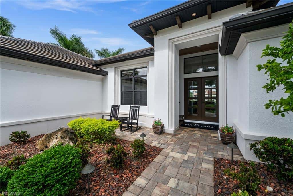 5205 Sunset Ct, Cape Coral, photo 7
