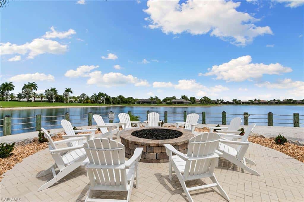 14731 Edgewater Cir, Naples, photo 30