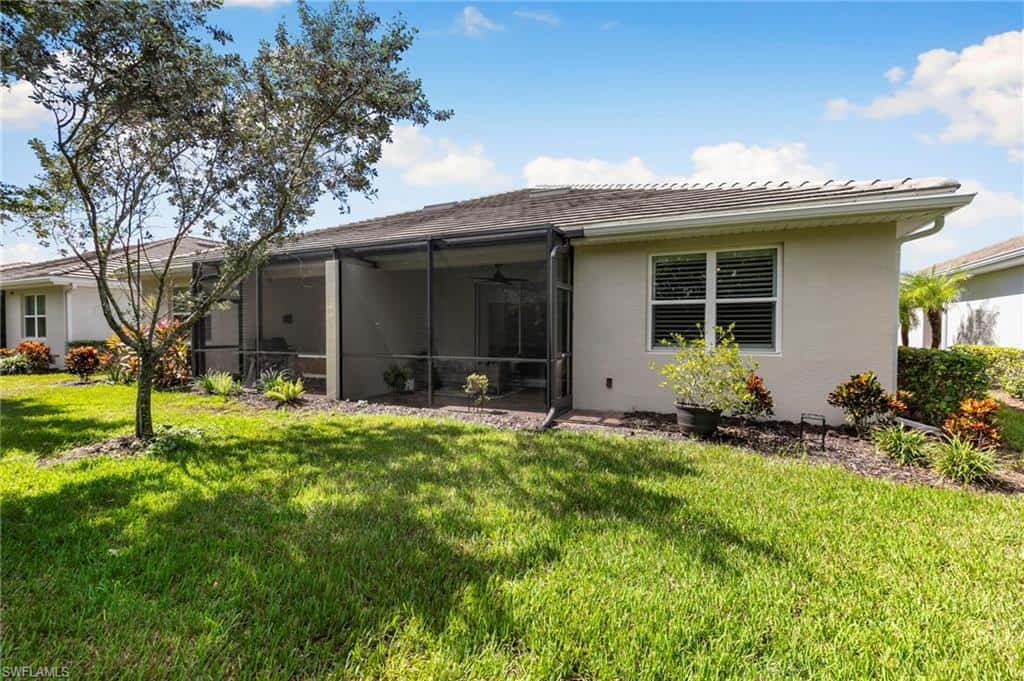14731 Edgewater Cir, Naples, photo 21