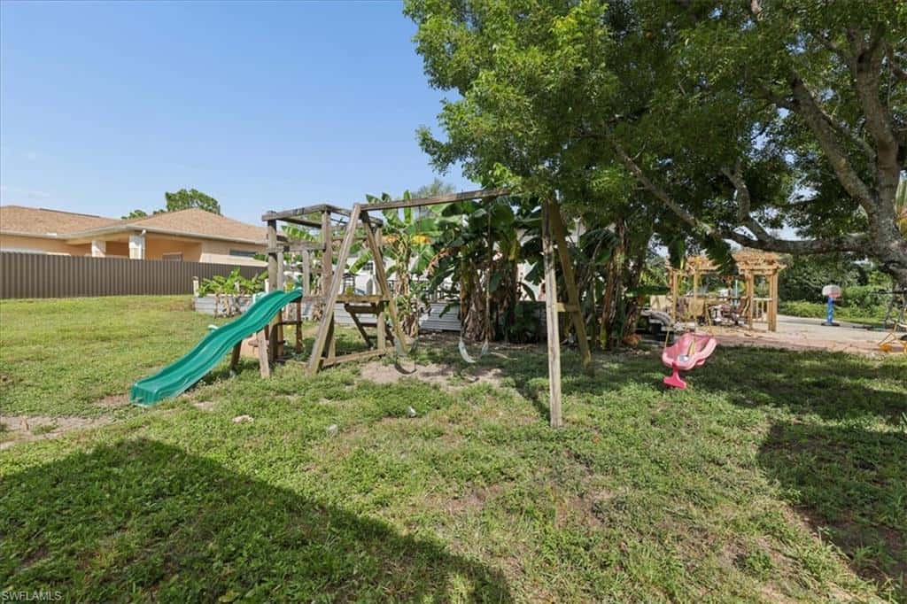 4702 Olive Ave, Lehigh Acres, photo 14