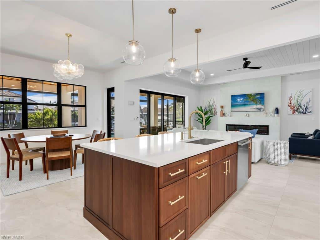 1813 Menorca Ct, Marco Island, photo 7
