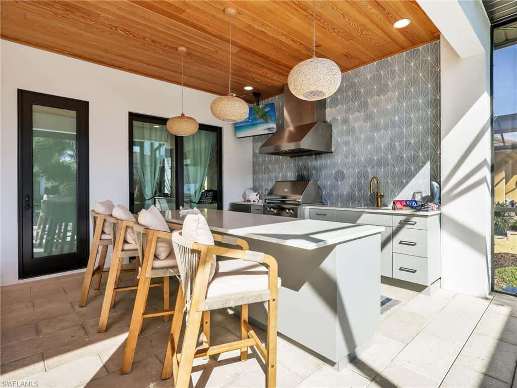 1813 Menorca Ct, Marco Island, photo 10