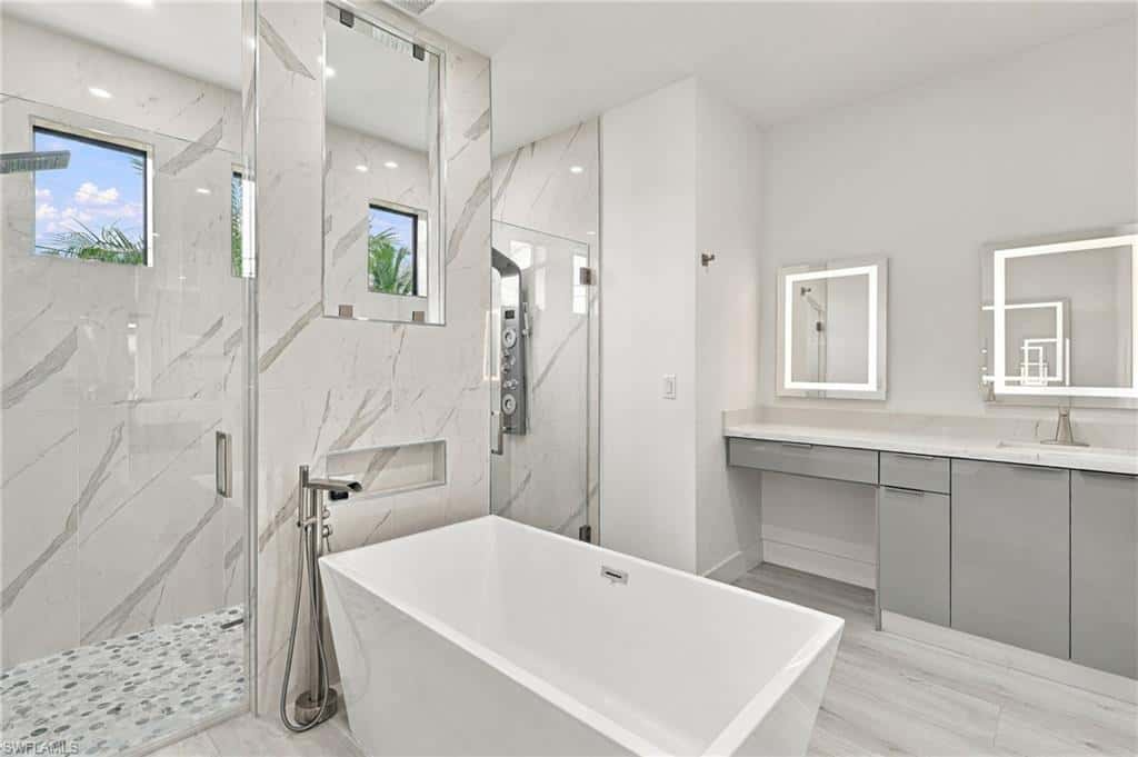 2501 28th Ter, Cape Coral, photo 29