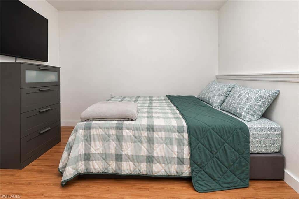 9076 Gervais Cir #408, Naples, photo 26