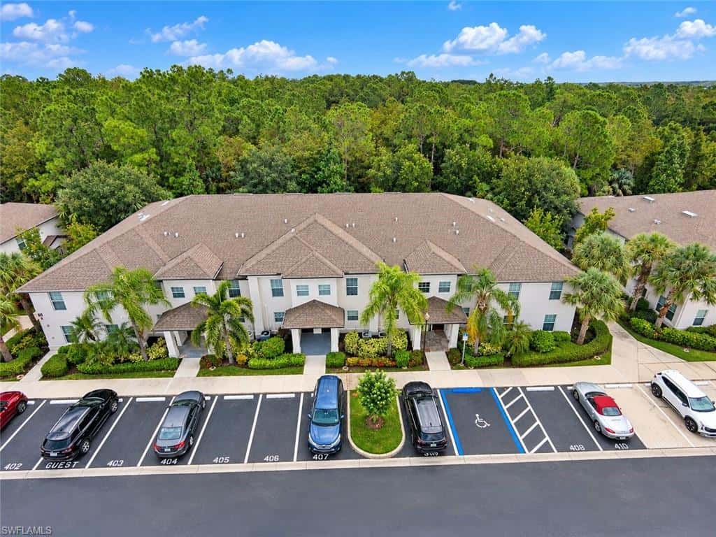9076 Gervais Cir #408, Naples, photo 5
